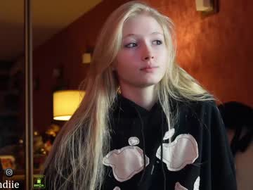 Nude cam girl bestblondiiecb image #5905222