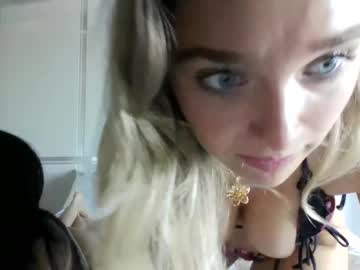 makharper nude girls camming