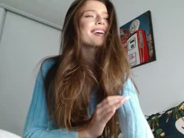 Nude cam girl isia_slay image #2489332
