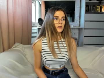 Nude cam girl rinatagold image #2157962