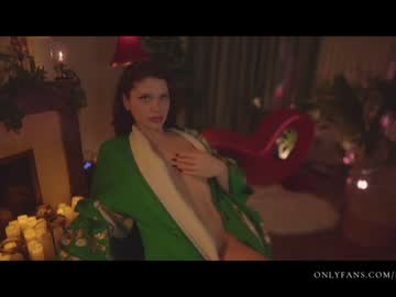 Nude cam girl lucieoude_ image #3148374