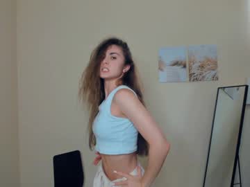 sweetfilling nude girls camming