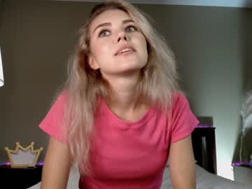 Nude cam girl amourvenenum image #2330589