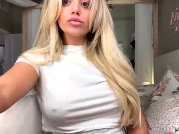 Nude cam girl oliviamathers image #5920938
