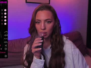 Nude cam girl maryhillt image #3789159