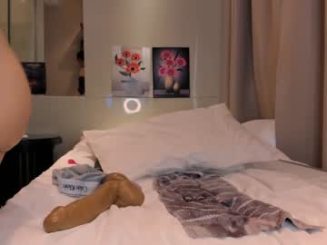 Nude cam girl lucynuty image #5038734