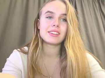 Nude cam girl _raabbit_ image #4878310