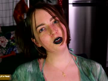 Nude cam girl maeveminx image #4070229
