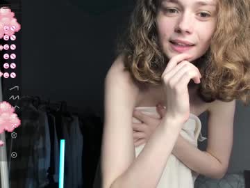 Nude cam girl mxxnsxsul image #2283986