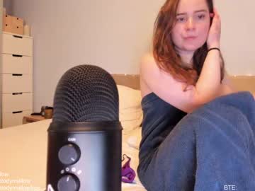Nude cam girl in_tune image #3947931