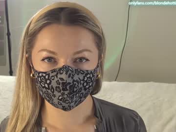 Nude cam girl blondehottiek image #6197847