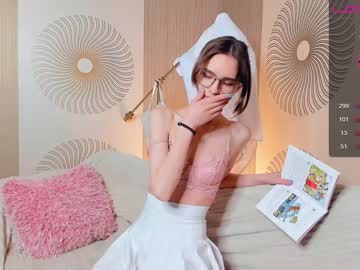 Nude cam girl happiness_call image #4846617