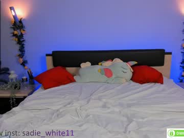 Nude cam girl foxhilary image #2375643