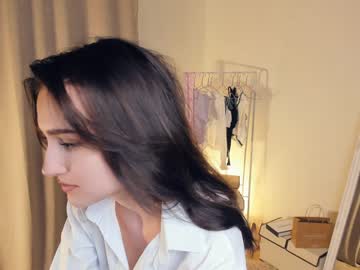 Nude cam girl alice_caprrice image #4949914