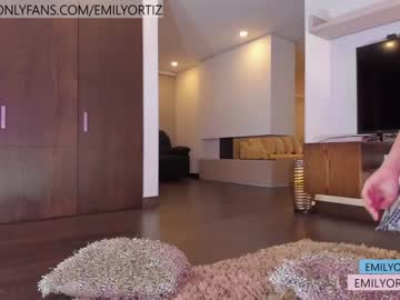 Nude cam couple emilyortiz_ image #1030602