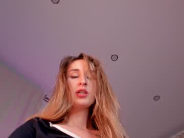Nude cam girl kiss__it__better image #4032569