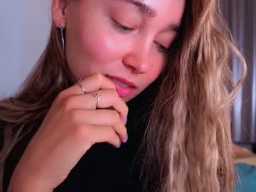Nude cam girl olaya_del_mar image #2718661