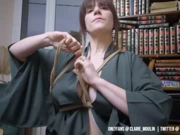 Nude cam girl claire_moulin image #3022461