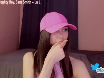 Nude cam girl hollyextra image #2515034