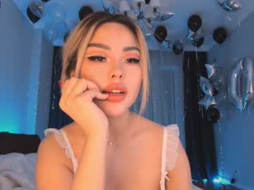 Nude cam girl bae_suz image #739351