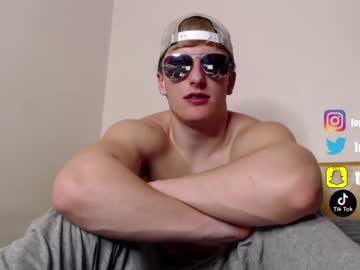 Nude cam man luckyloganx image #3528368