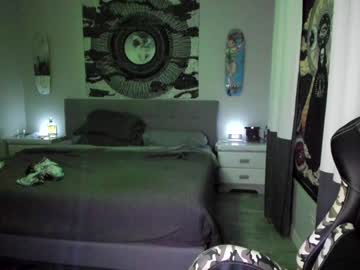 Nude cam man bi_mechanic image #3945126