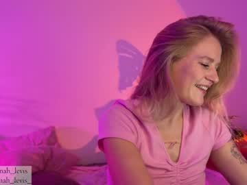 Nude cam couple never_alon3 image #5797857