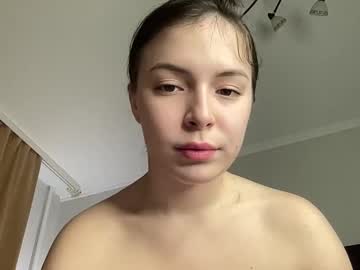 carlypops nude girls camming