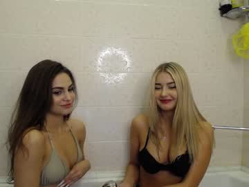 Nude cam girl loxy_ image #3538402