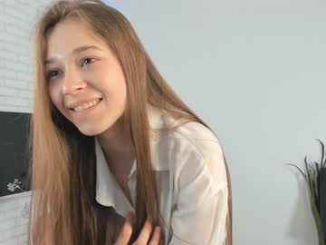 Nude cam girl devonagrayer image #6776569