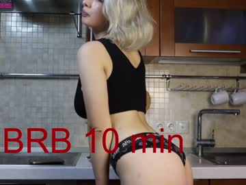 Nude cam girl violetta_hoty image #3030463