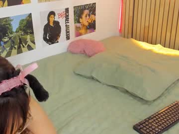 Nude cam girl little_effy18 image #5281455