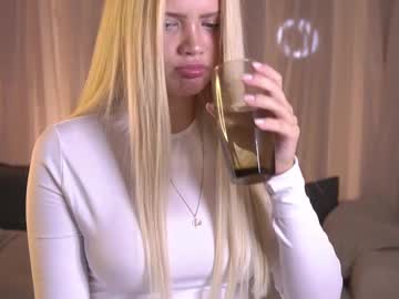 Nude cam girl vanilla_clouds image #6985052