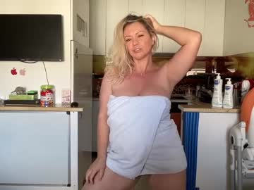Nude cam girl kiradivine image #4809745