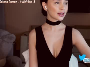 Nude cam girl hollyextra image #1861448
