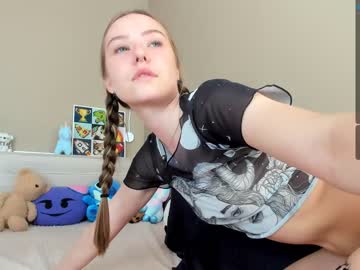 Nude cam girl me_emily image #2001776