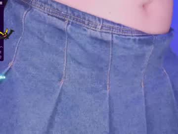 Nude cam girl aveksmr image #2974262