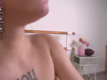 Nude cam girl _bunnyminee_ image #6970011