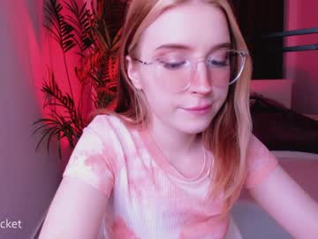 Nude cam girl pocketrocket_ image #487236