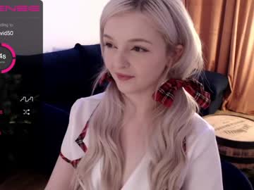 Nude cam girl xoberry image #275667