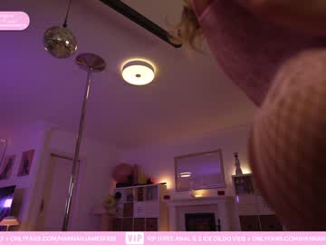 Nude cam girl hannahjames710 image #4035680