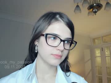 Nude cam girl look_my_passion image #5639649