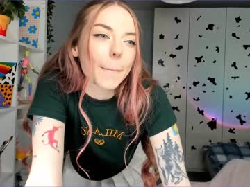Nude cam girl thisisamelia image #3480415
