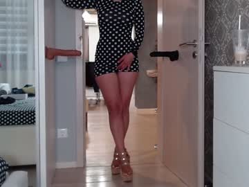 Nude cam girl carmela_fox image #2462179