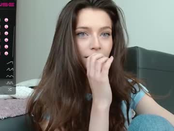 Nude cam girl isia_slay image #1743884