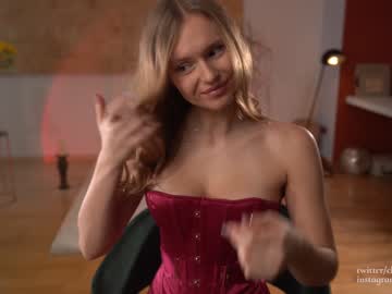 Nude cam girl chillwithkira image #3641270