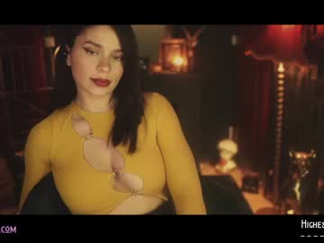 Nude cam girl lucieoude_ image #1014861