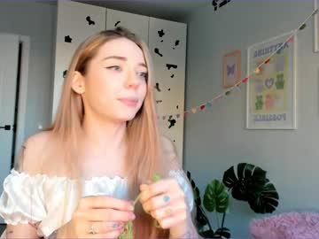 Nude cam girl thisisamelia image #4203783