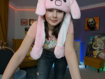 Nude cam girl carolineprise image #723783