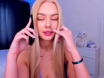 Nude cam girl 8a8y_nura image #3858447